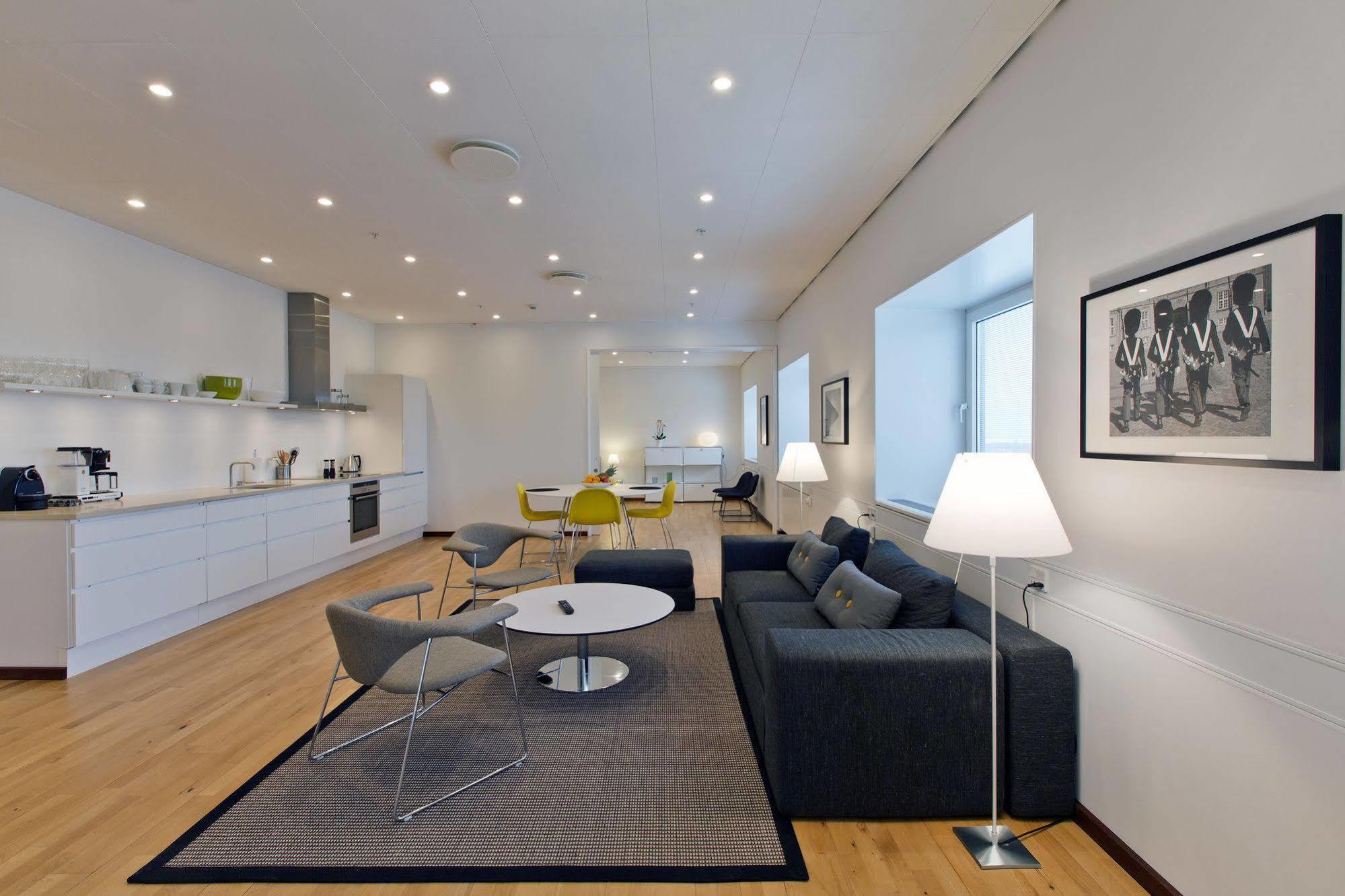 Europahuset Apartments โคเปนเฮเกน ภายนอก รูปภาพ