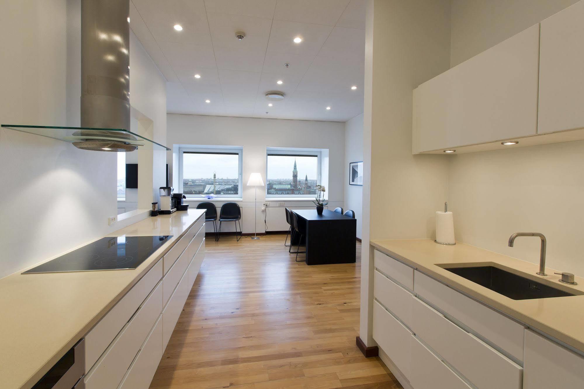 Europahuset Apartments โคเปนเฮเกน ภายนอก รูปภาพ